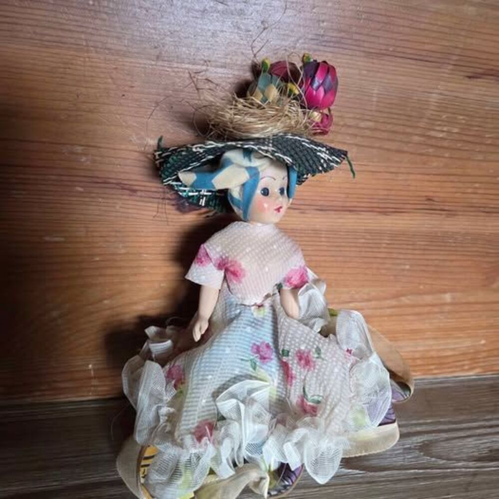 Vintage 1948 Duchess Doll Corp Doll